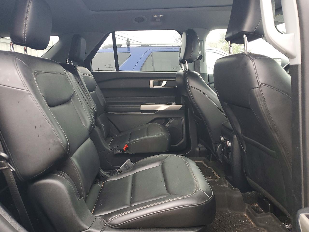 2021 FORD EXPLORER XLT photo 11