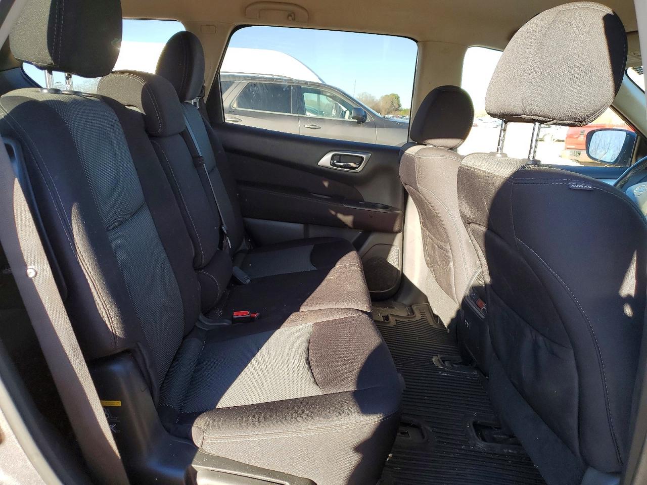2017 NISSAN PATHFINDER S photo 11
