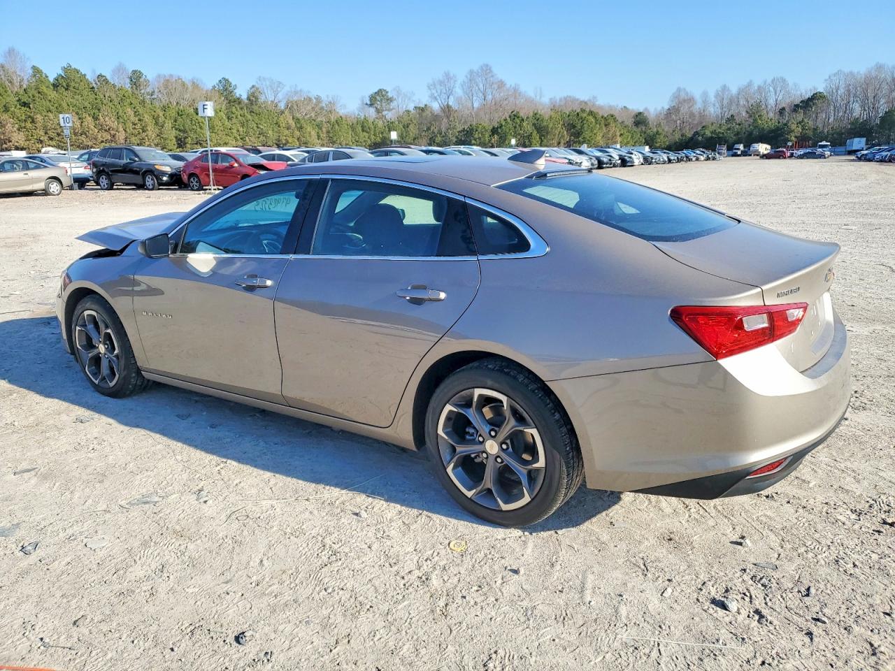 2023 CHEVROLET MALIBU LT photo 2