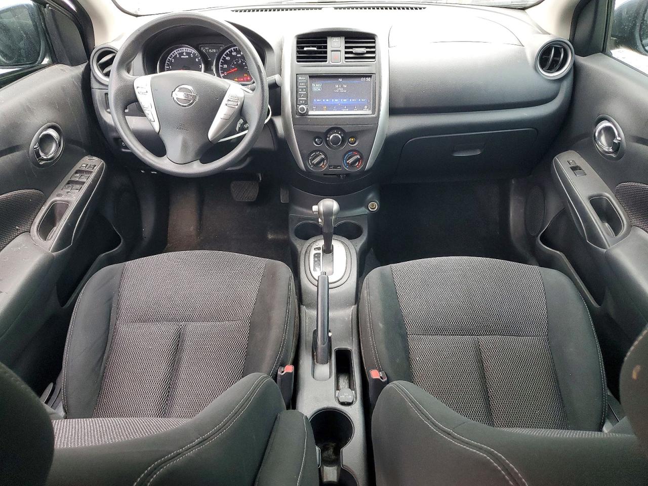2019 NISSAN VERSA S photo 8