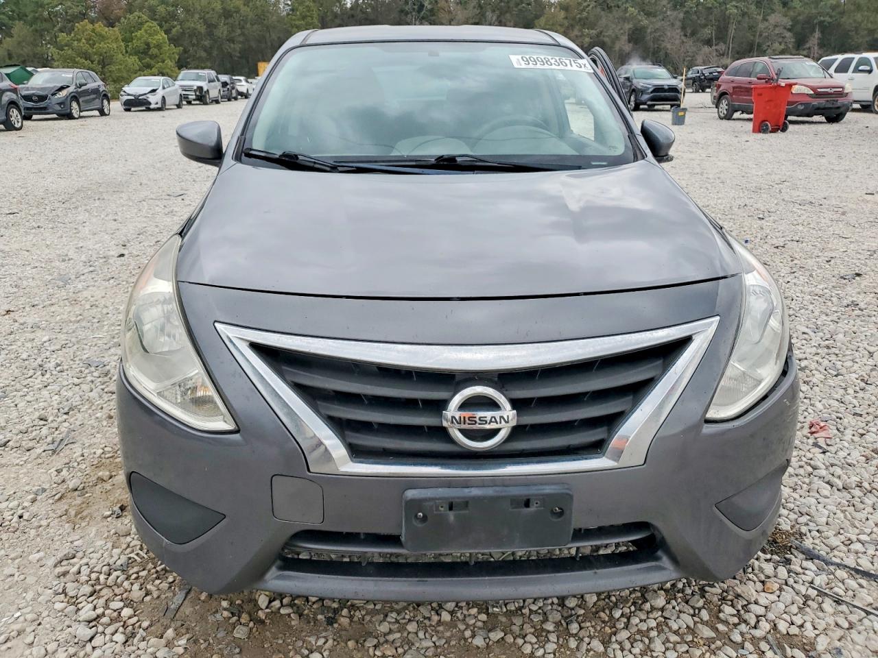 2019 NISSAN VERSA S photo 5