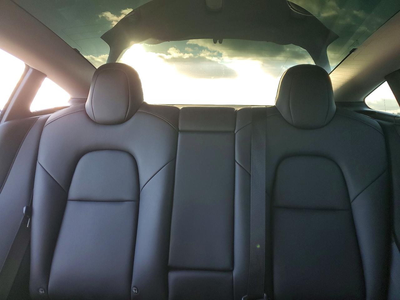 2022 TESLA MODEL 3 photo 10