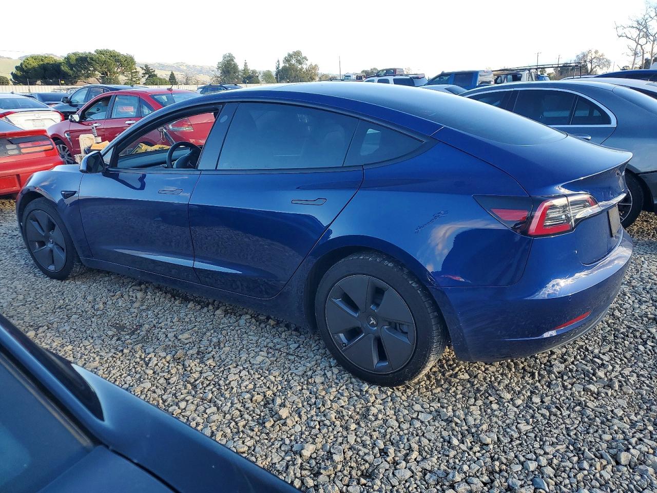 2022 TESLA MODEL 3 photo 2