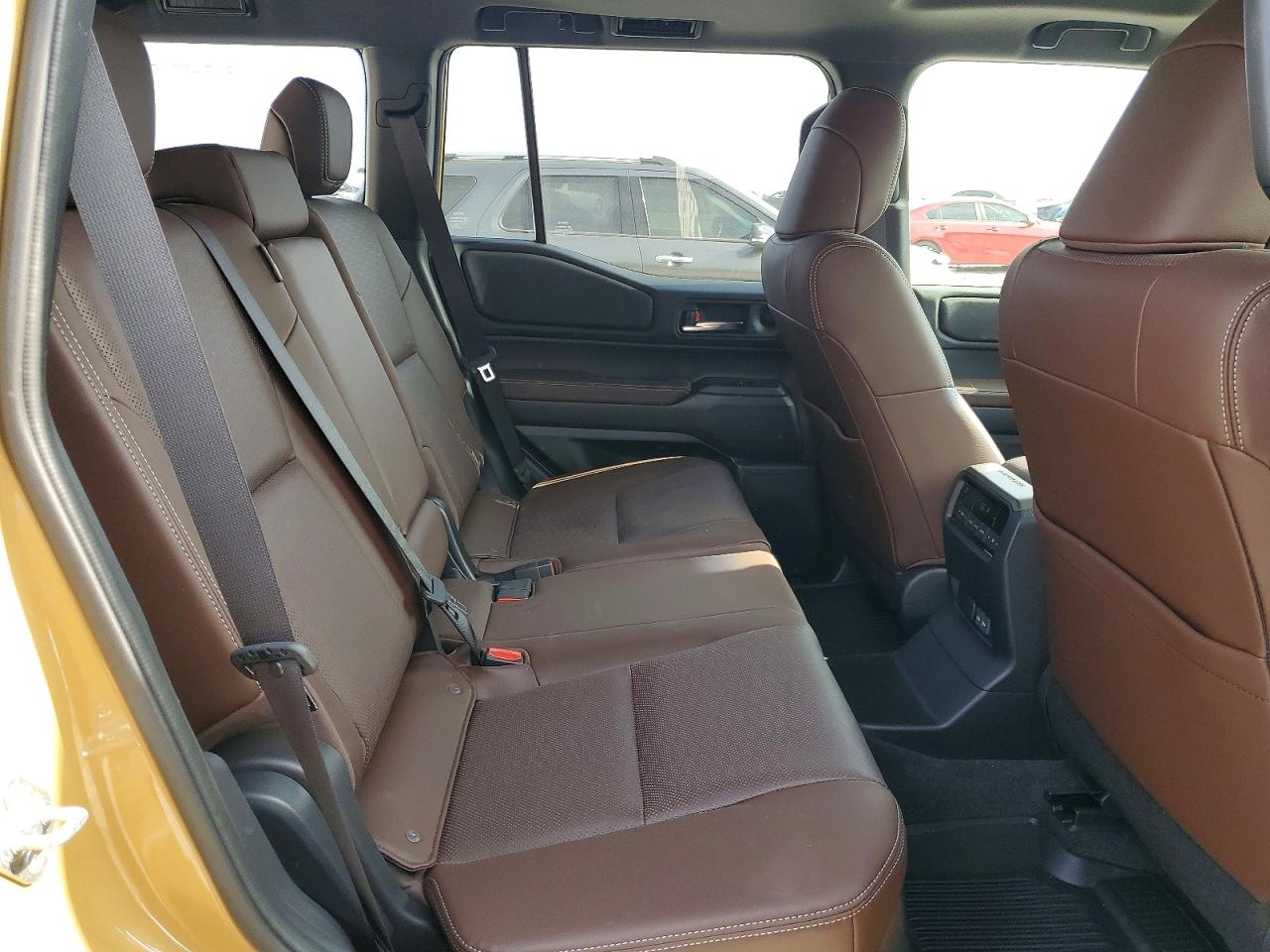 2025 TOYOTA LAND CRUISER BASE photo 11