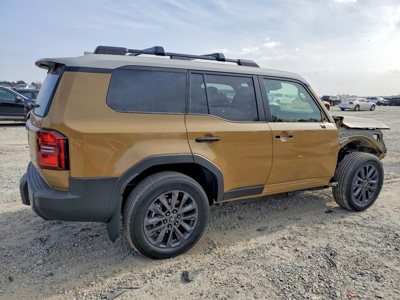 2025 TOYOTA LAND CRUISER BASE photo 3