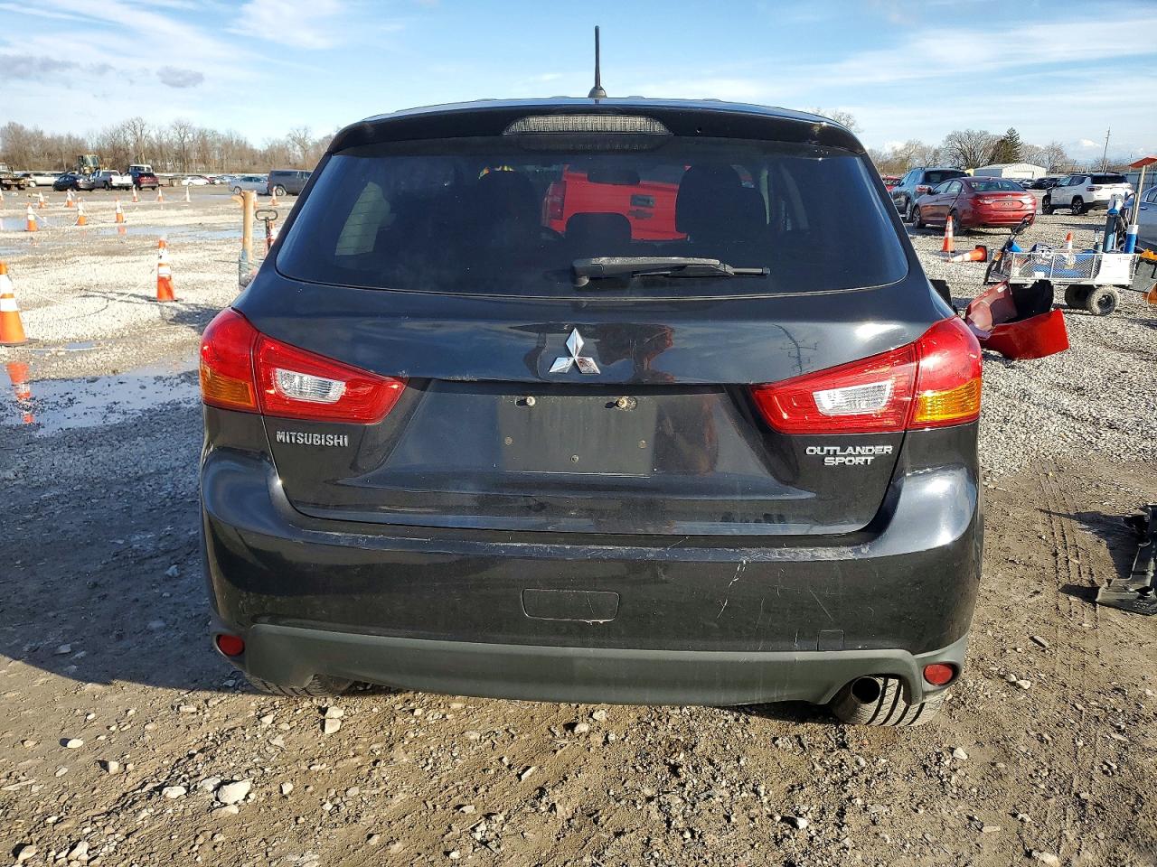 2015 MITSUBISHI OUTLANDER SPORT ES photo 6