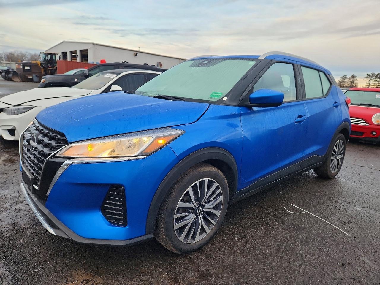2022 NISSAN KICKS