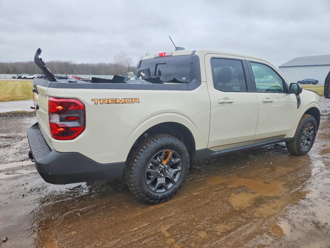2025 FORD MAVERICK TREMOR photo 3