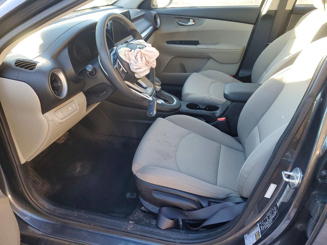 2020 KIA FORTE FE photo 7