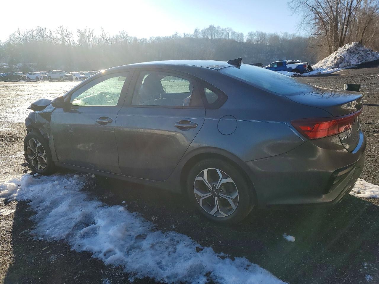 2020 KIA FORTE FE photo 2