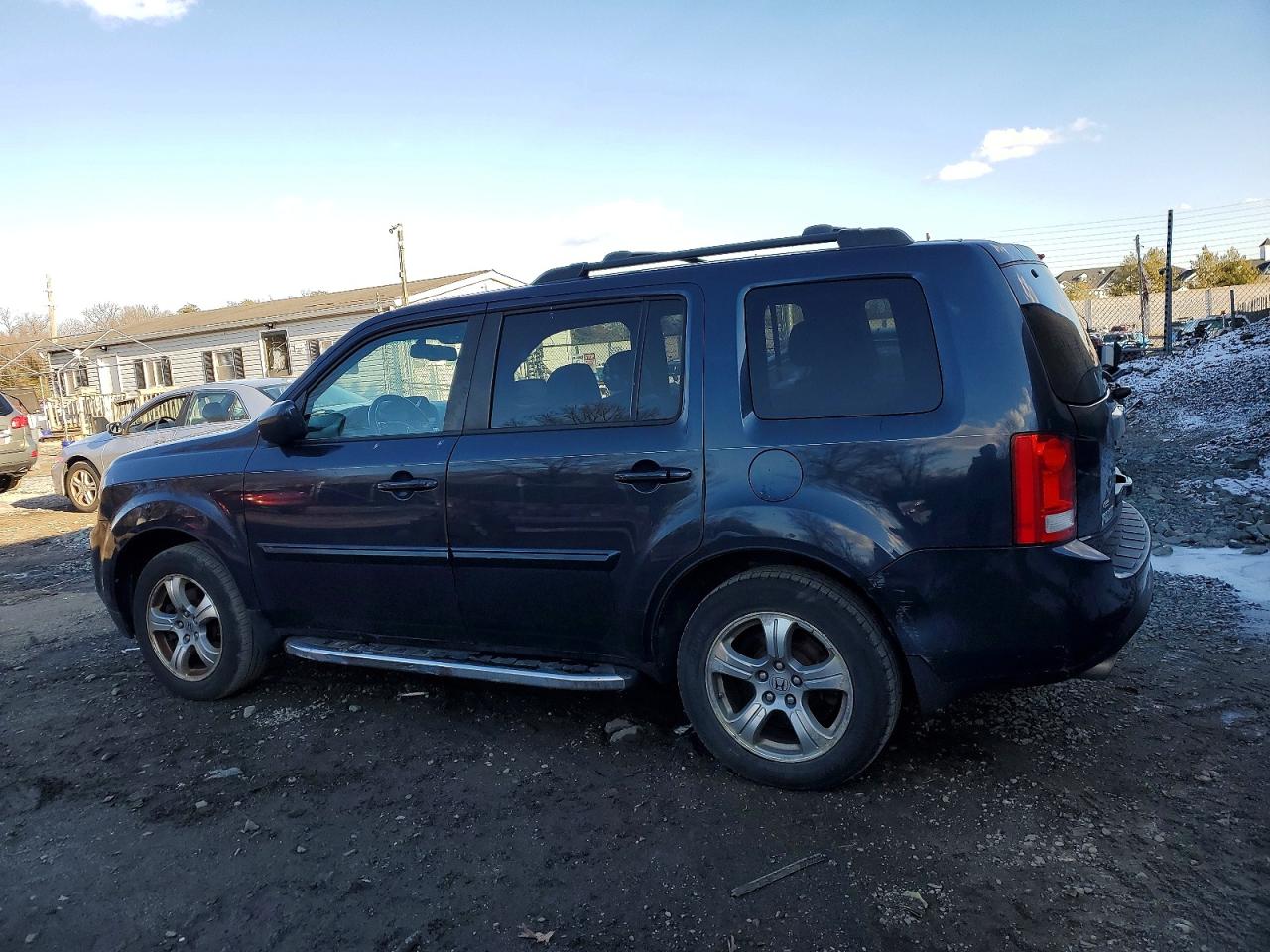 2012 HONDA PILOT EXL photo 2