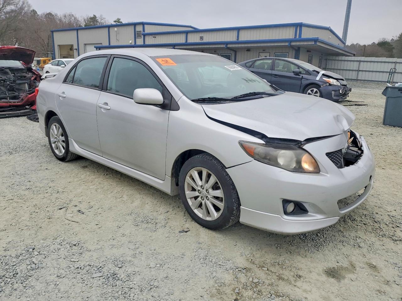 2010 TOYOTA COROLLA BASE photo 4