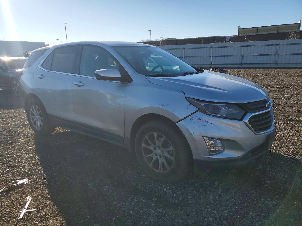 2018 CHEVROLET EQUINOX LT photo 4