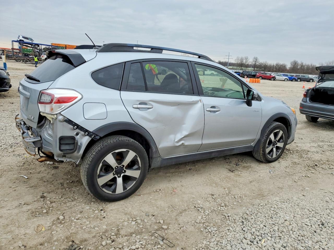 2015 SUBARU XV CROSSTREK 2.0I HYBRID TOURING photo 3