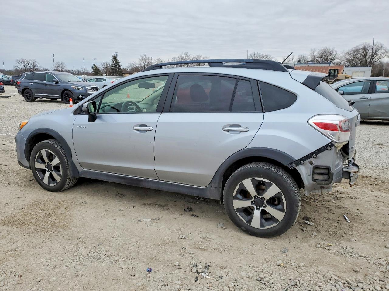 2015 SUBARU XV CROSSTREK 2.0I HYBRID TOURING photo 2