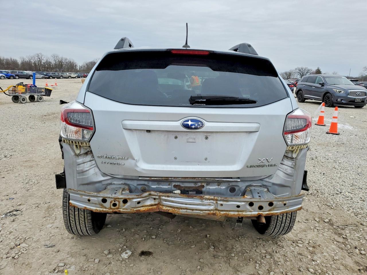 2015 SUBARU XV CROSSTREK 2.0I HYBRID TOURING photo 6