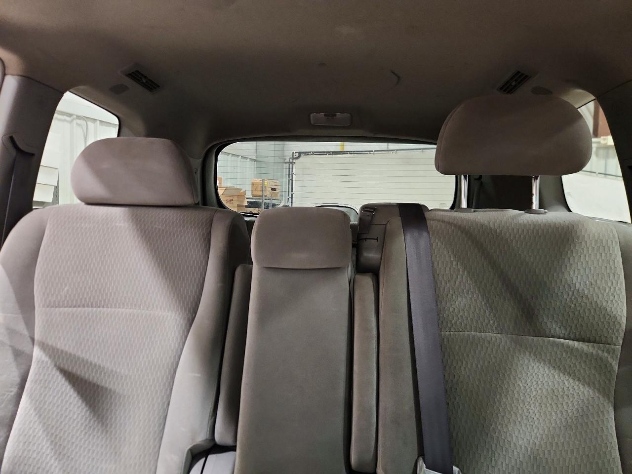 2010 TOYOTA HIGHLANDER photo 10