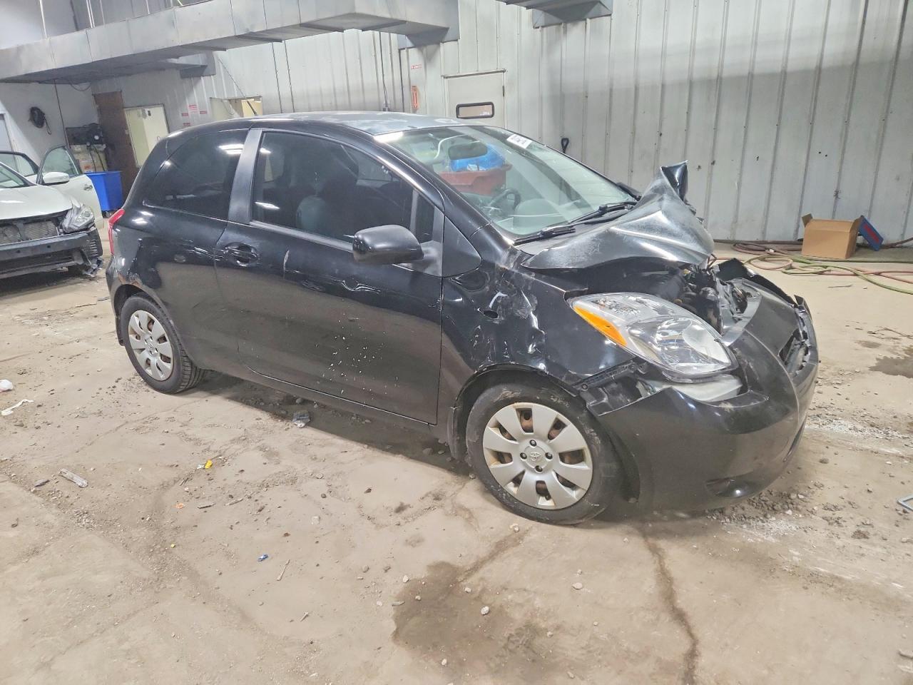 2008 TOYOTA YARIS photo 4