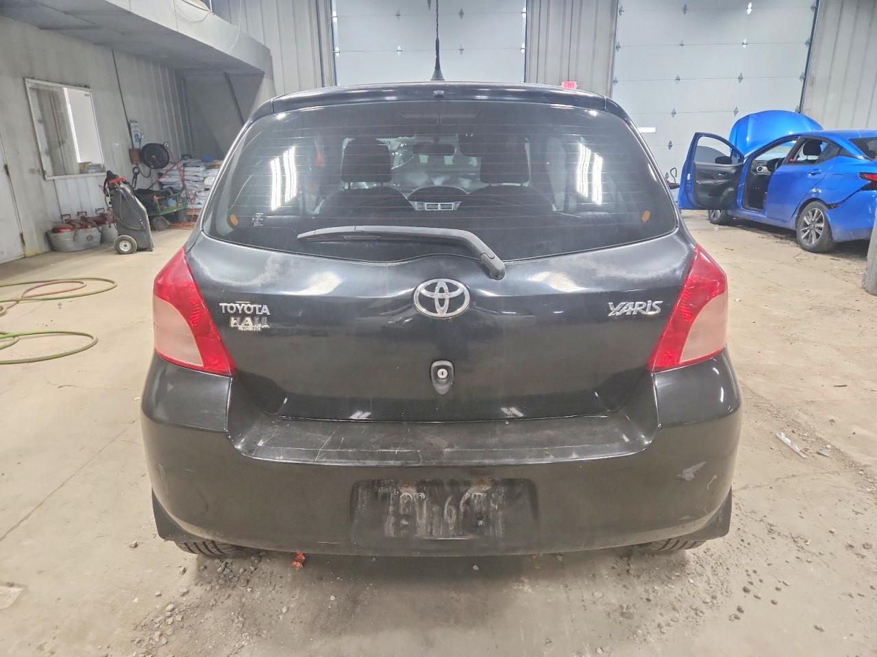 2008 TOYOTA YARIS photo 6