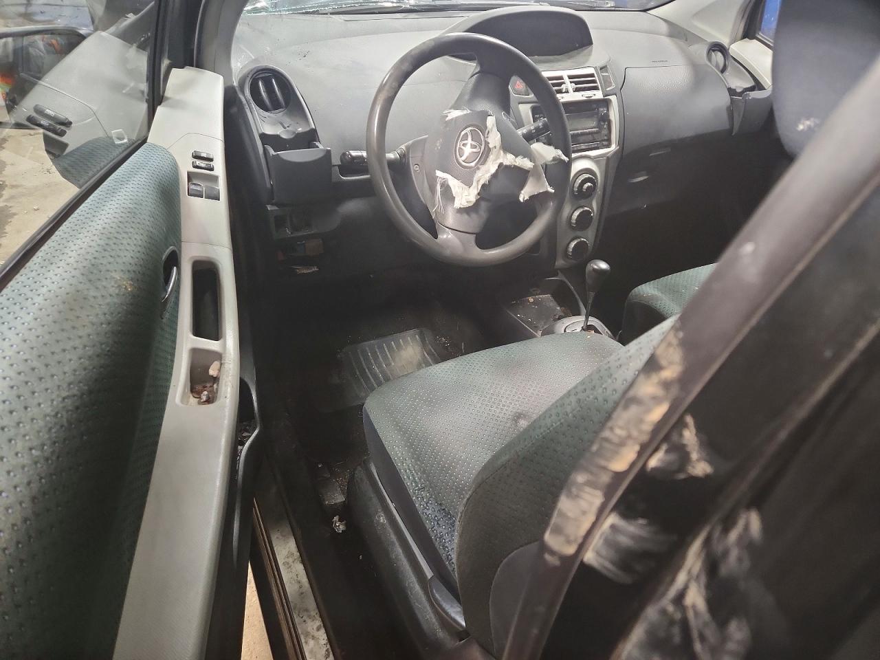 2008 TOYOTA YARIS photo 8