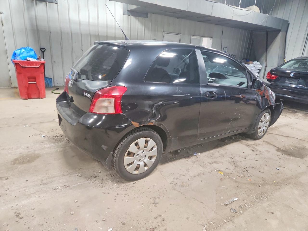 2008 TOYOTA YARIS photo 3