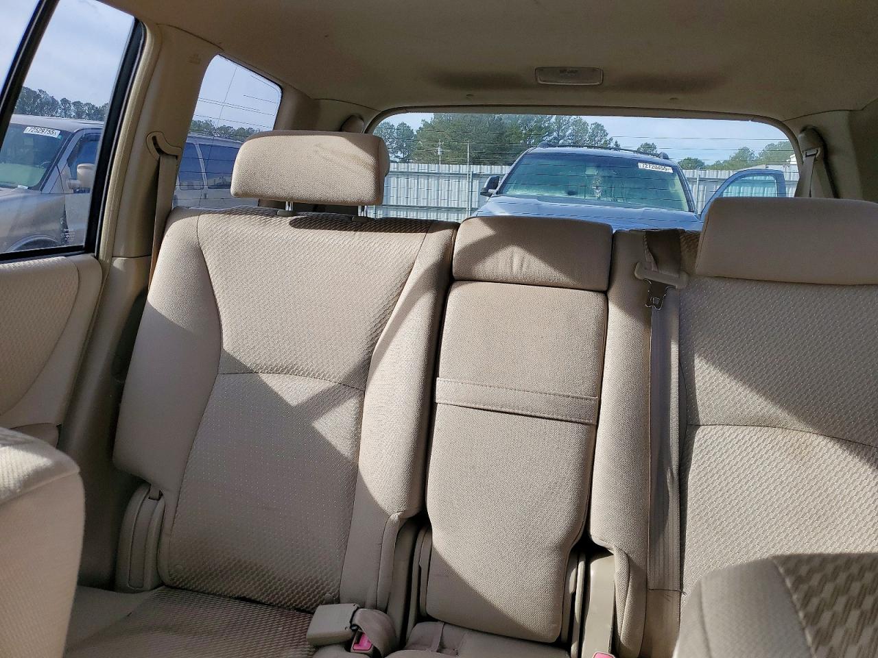 2005 TOYOTA HIGHLANDER LIMITED photo 10
