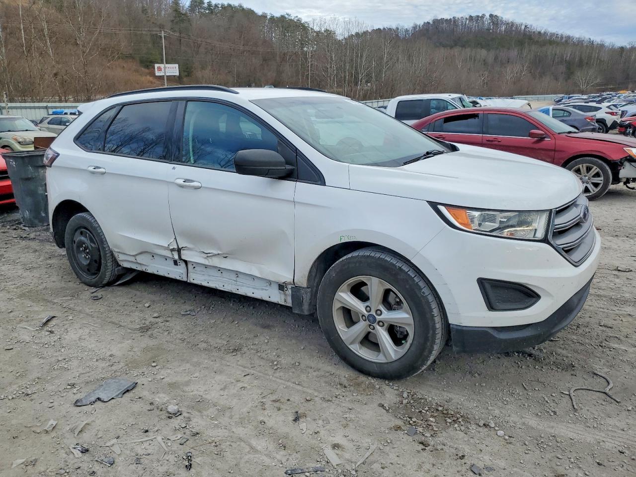 2018 FORD EDGE SE photo 4