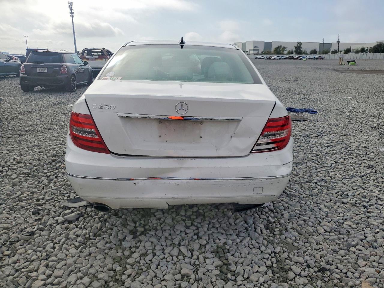 2013 MERCEDES-BENZ C 250 photo 6
