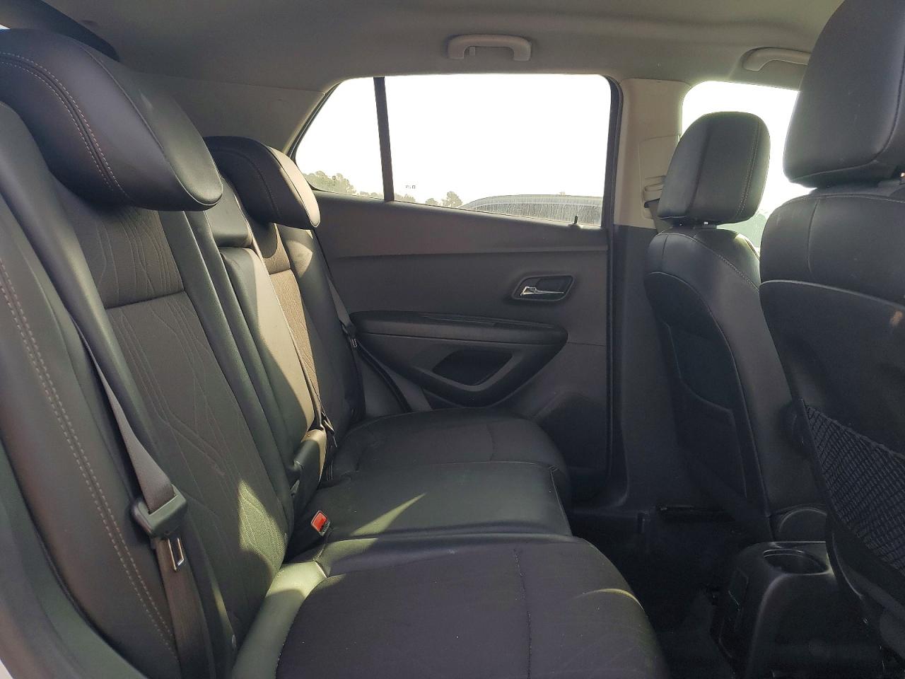 2021 CHEVROLET TRAX 1LT photo 11