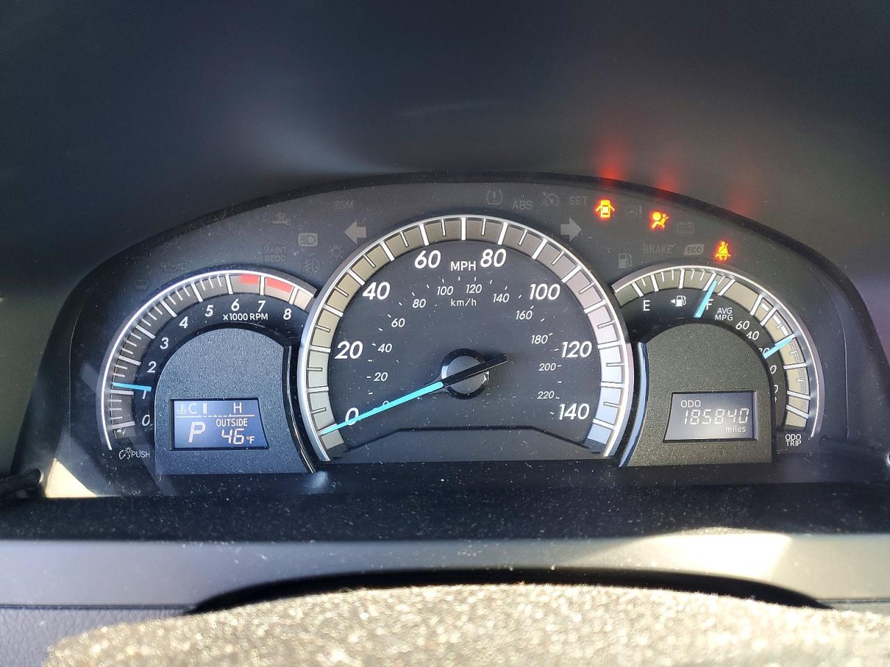 2014 TOYOTA CAMRY L photo 9