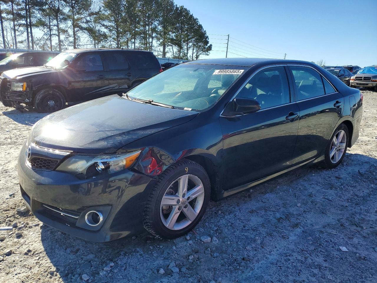 2014 TOYOTA CAMRY