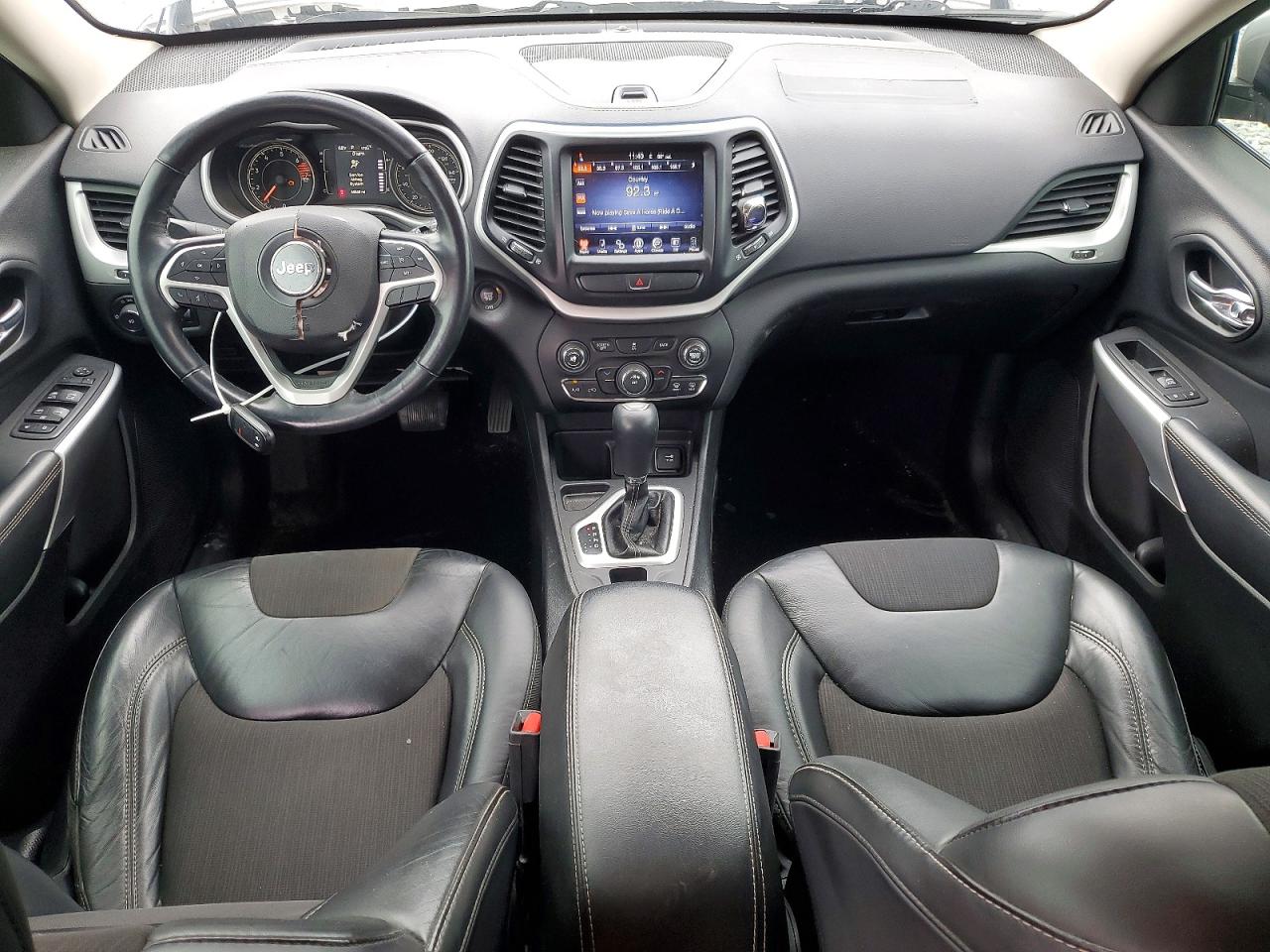 2018 JEEP CHEROKEE LATITUDE PLUS photo 8