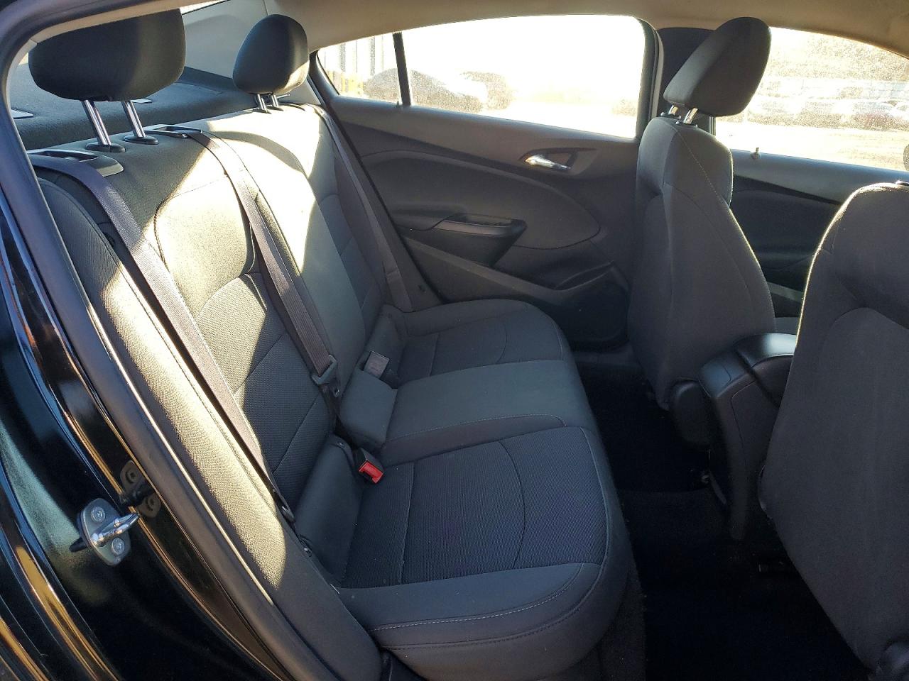 2016 CHEVROLET CRUZE LS photo 10