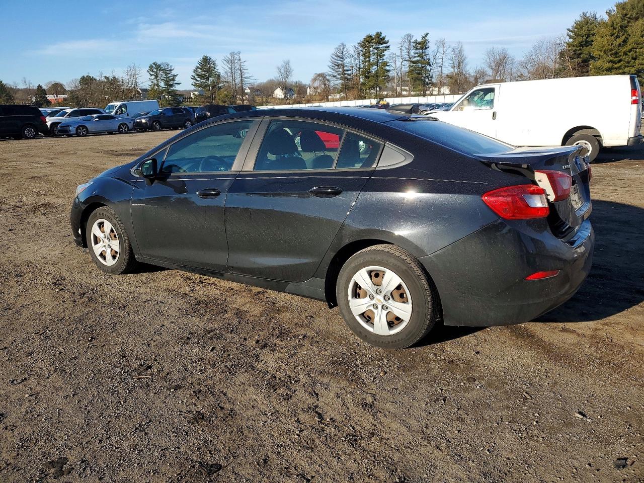 2016 CHEVROLET CRUZE LS photo 2