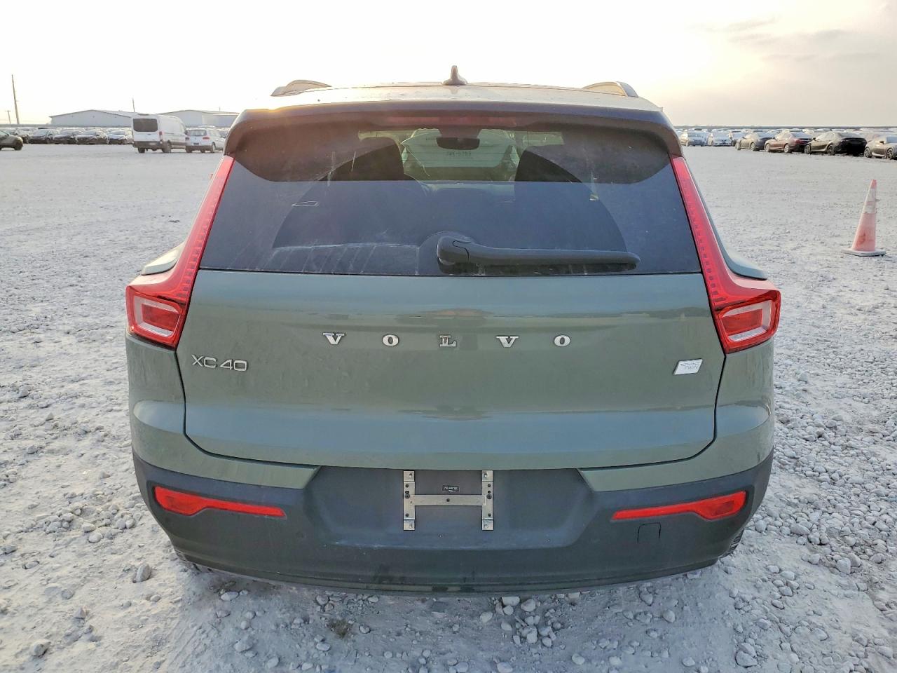 2022 VOLVO XC40 P8 RECHARGE PLUS photo 6