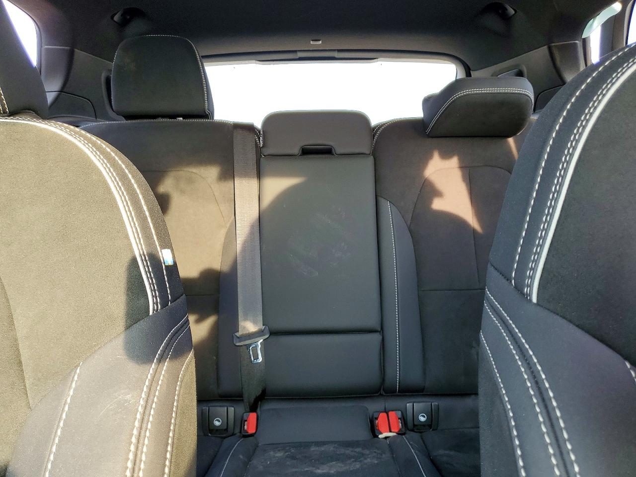 2022 VOLVO XC40 P8 RECHARGE PLUS photo 10