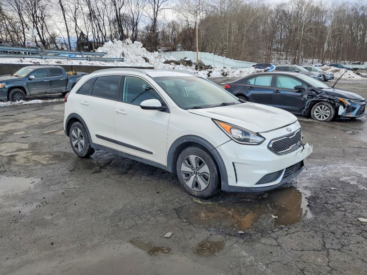 2019 KIA NIRO FE photo 4