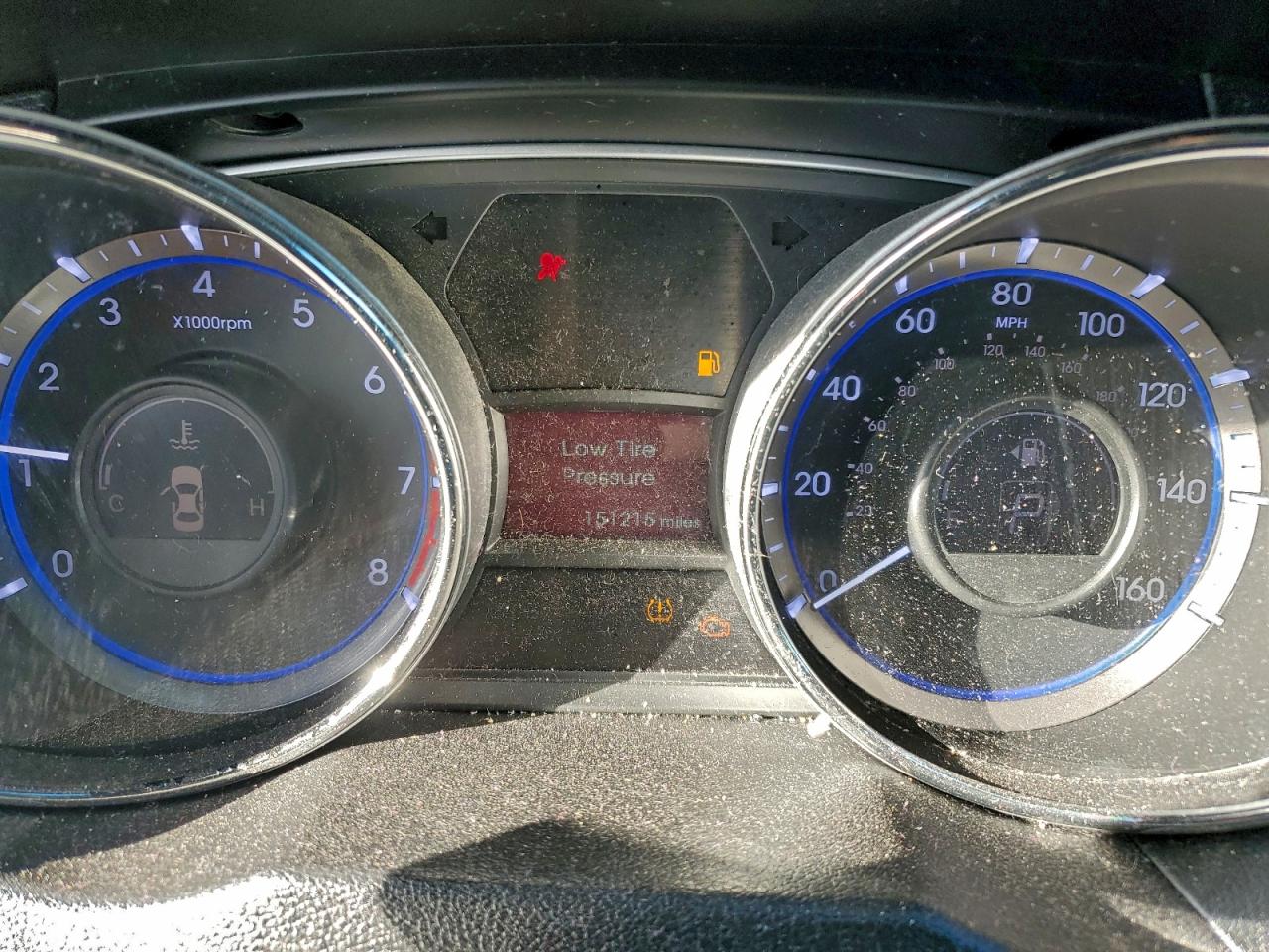 2013 HYUNDAI SONATA SE photo 9