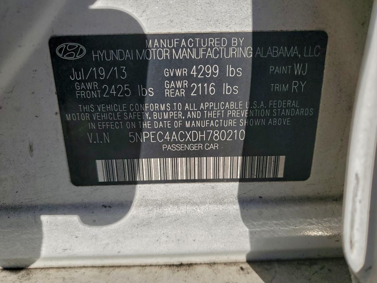 2013 HYUNDAI SONATA SE photo 12