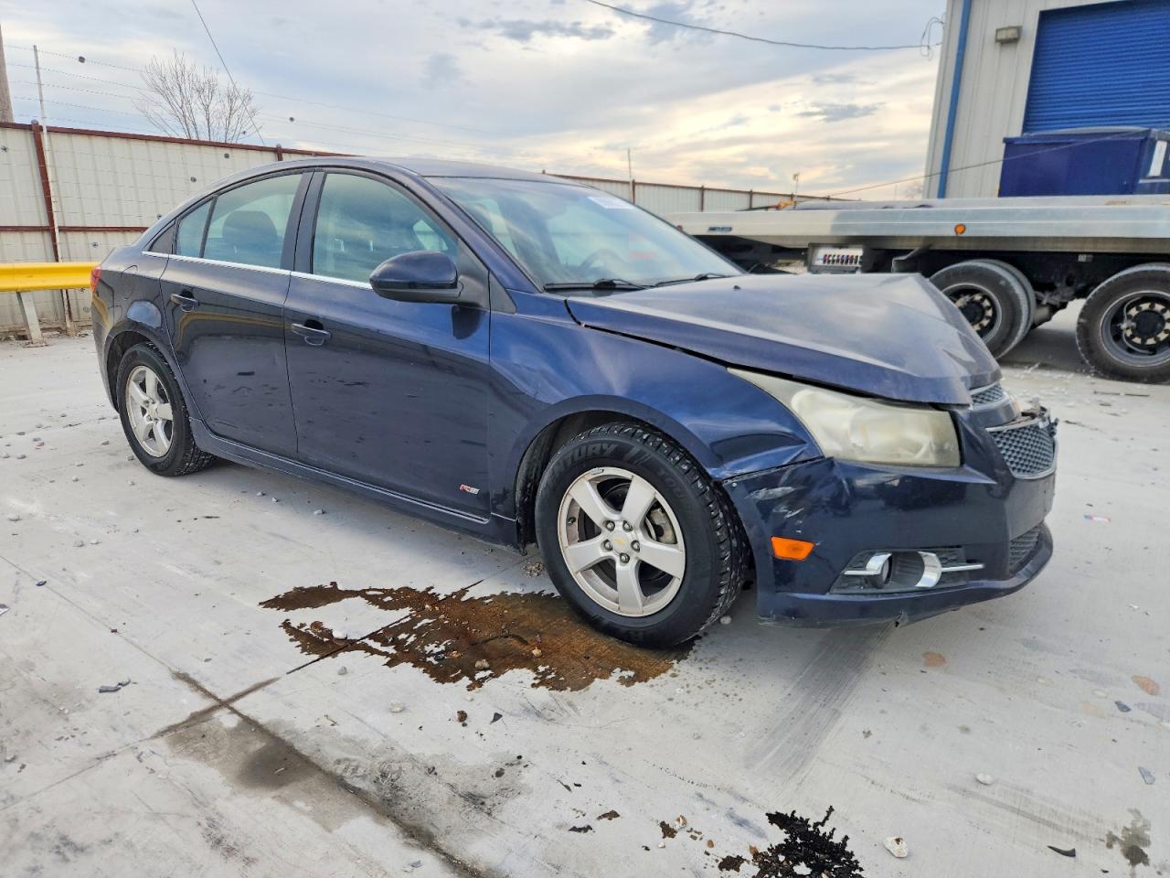 2011 CHEVROLET CRUZE LT photo 4