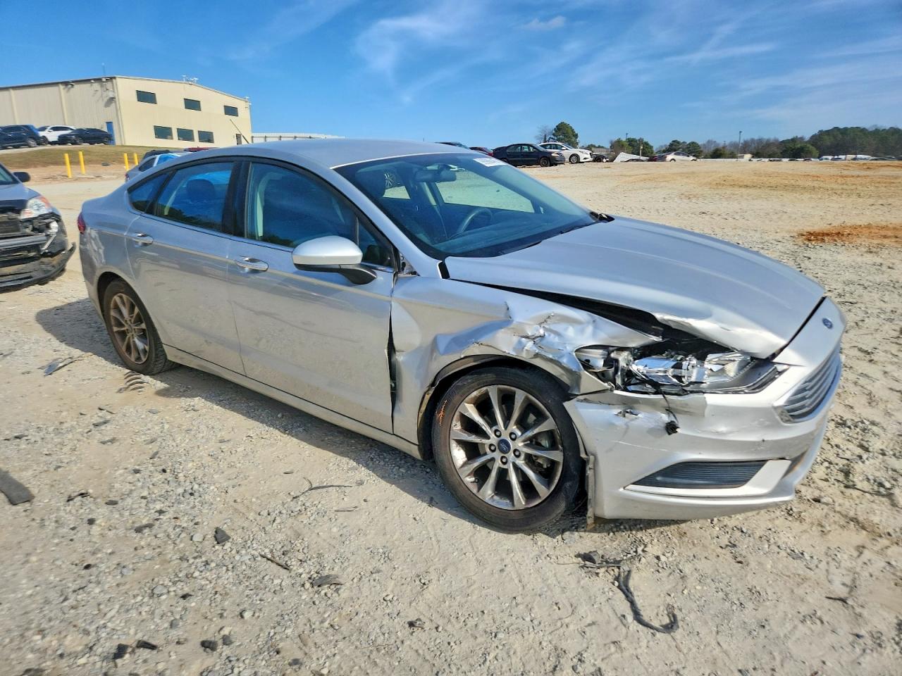 2017 FORD FUSION SE photo 4