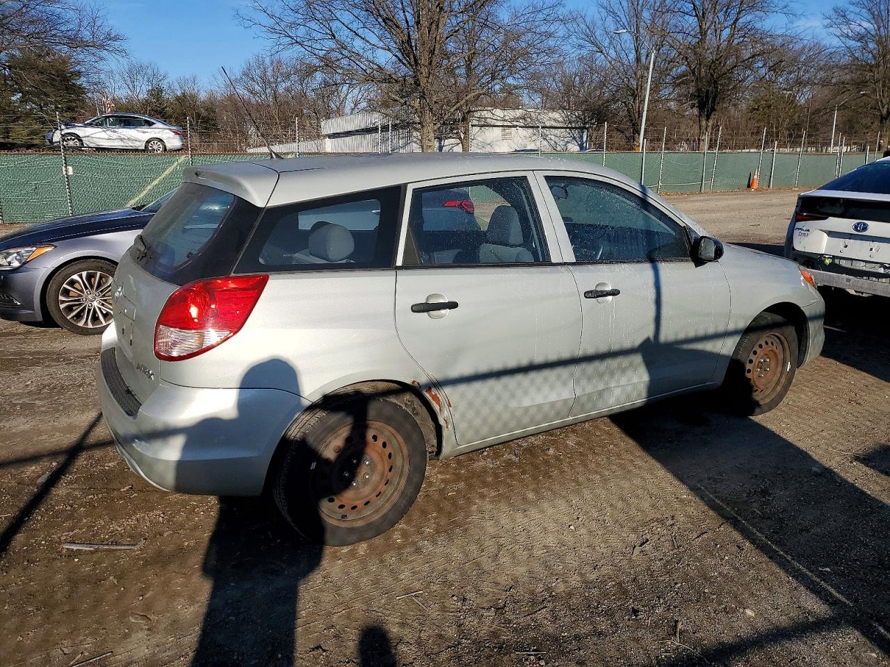 2003 TOYOTA COROLLA MATRIX XR photo 3