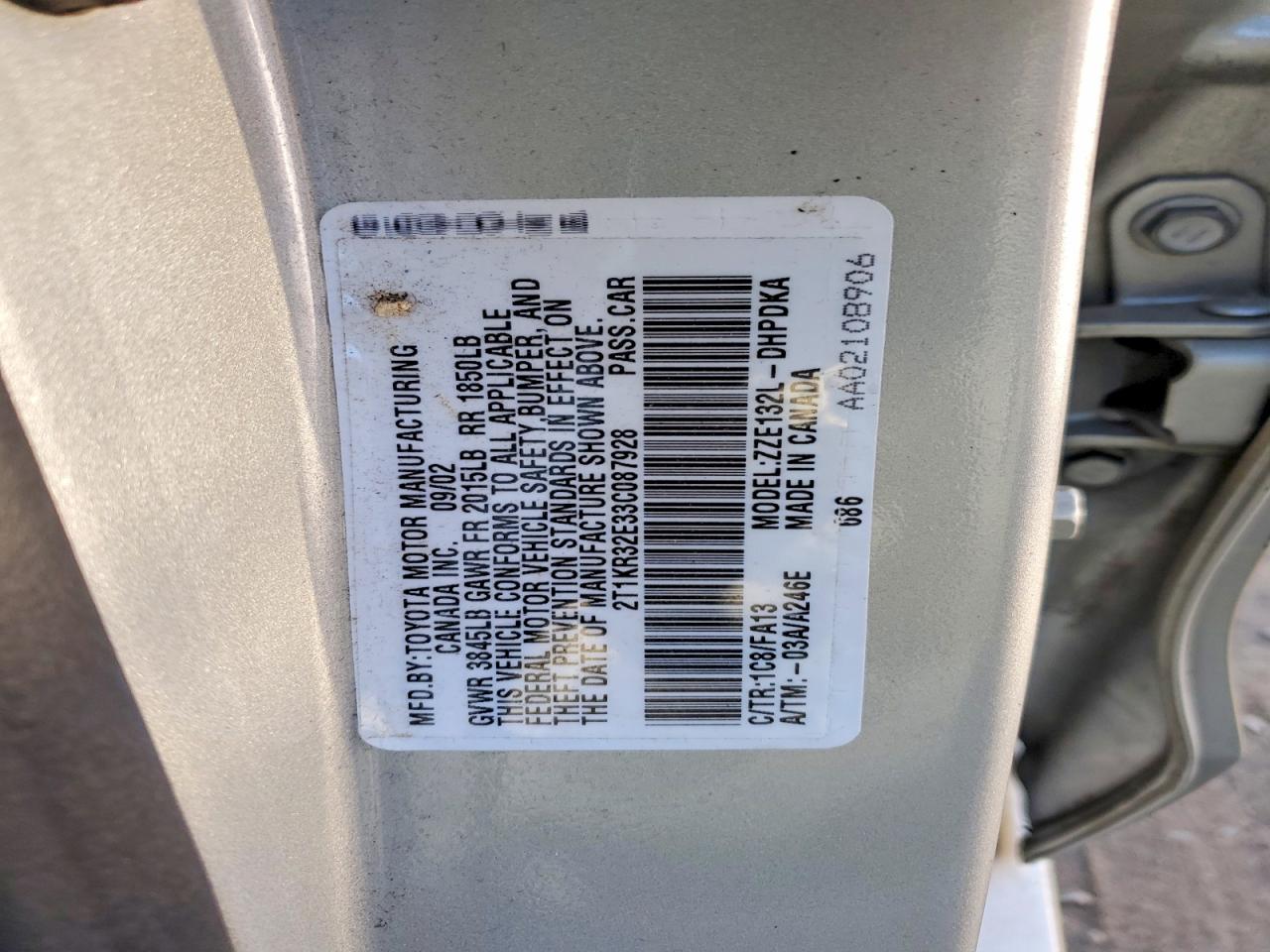 2003 TOYOTA COROLLA MATRIX XR photo 12
