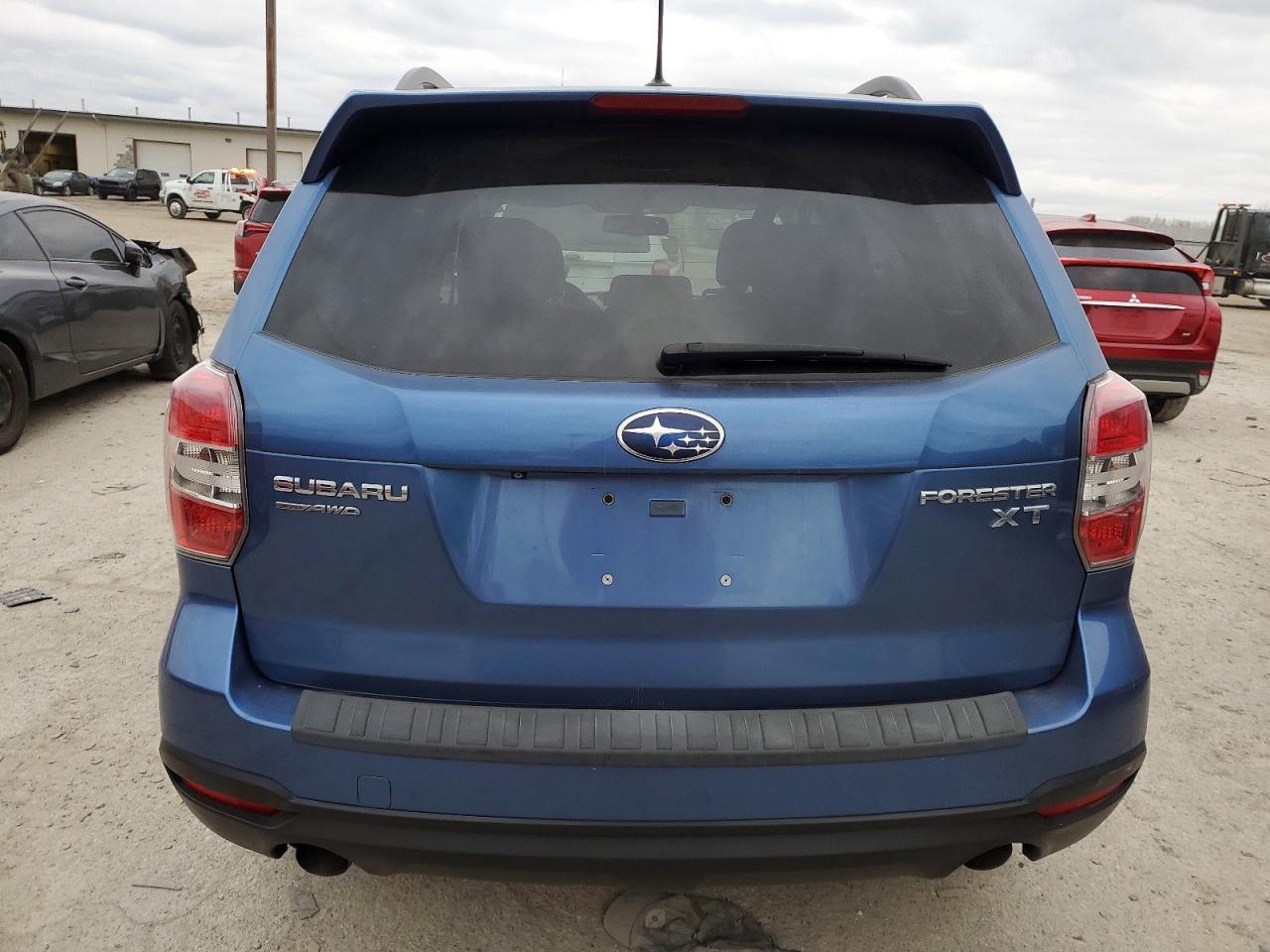 2015 SUBARU FORESTER 2.0XT TOURING photo 6