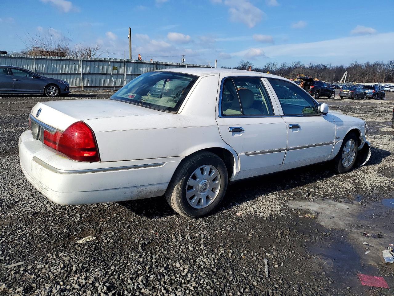 2004 MERCURY GRAND MARQUIS LS photo 3