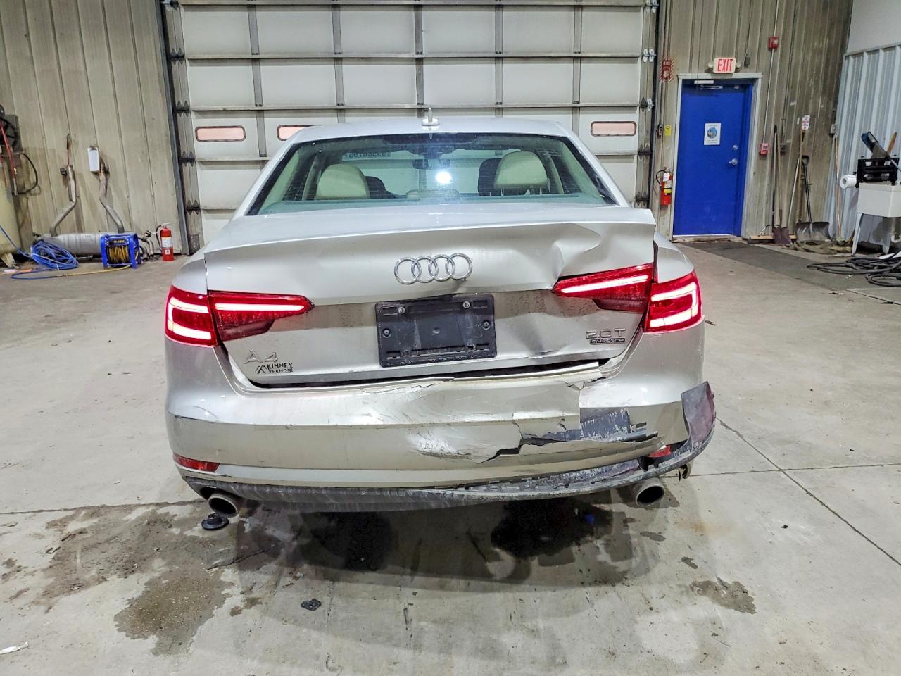 2017 AUDI A4 PREMIUM photo 6