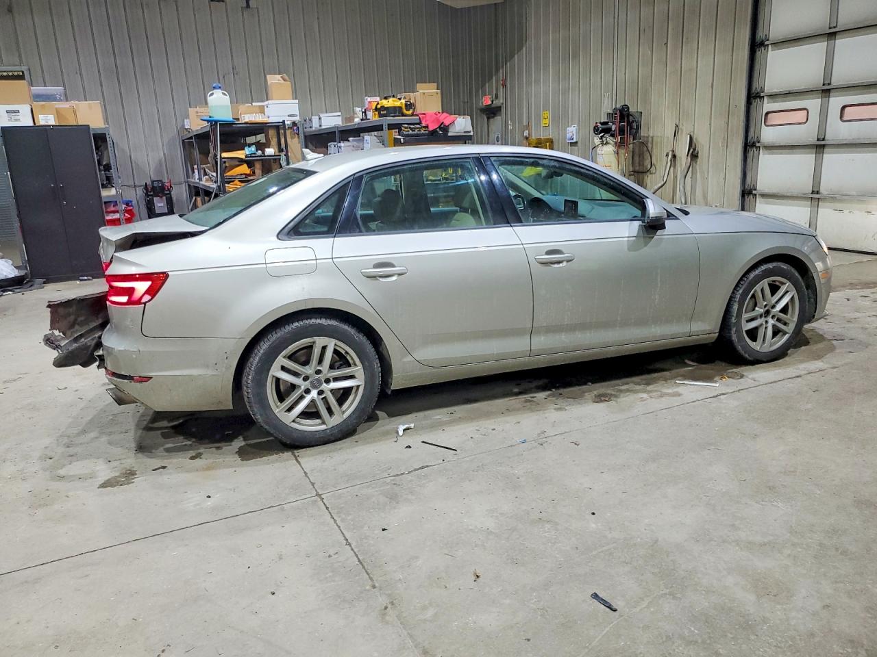 2017 AUDI A4 PREMIUM photo 3