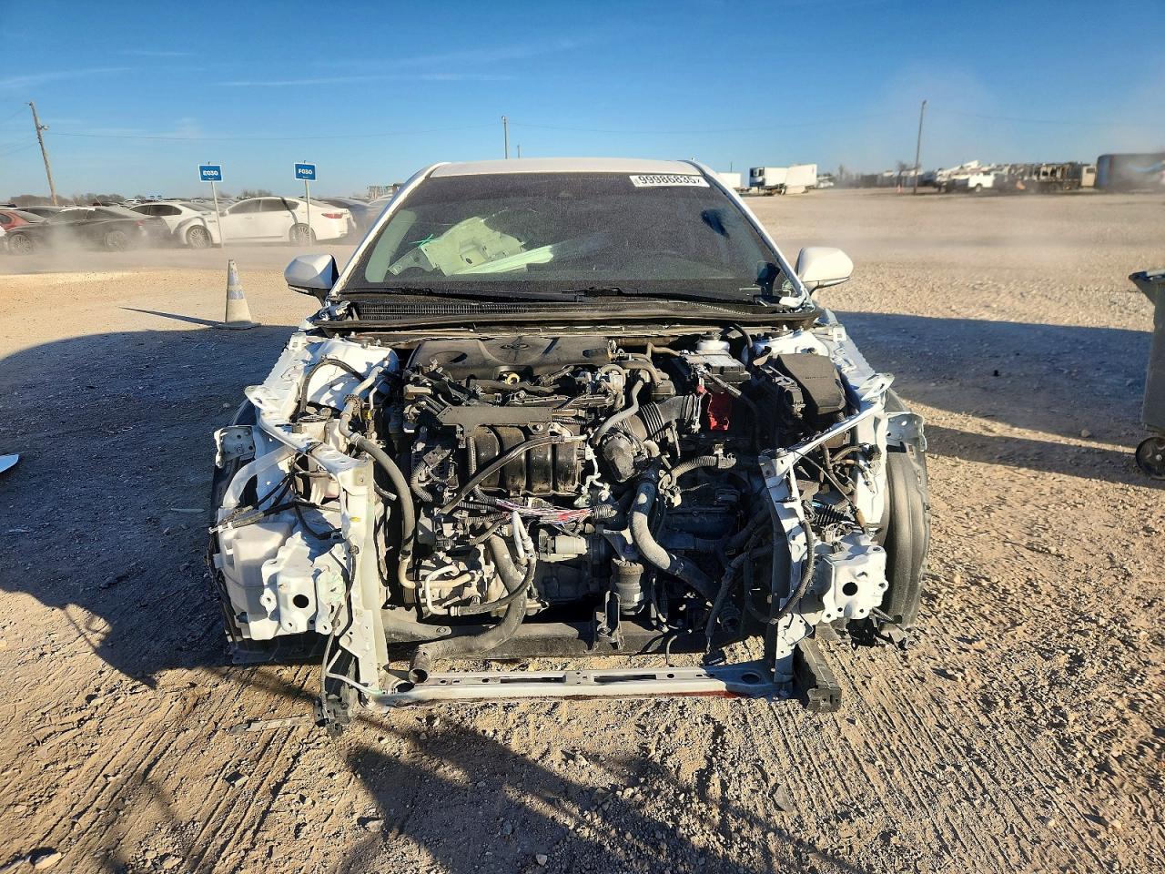 2022 TOYOTA CAMRY SE photo 5