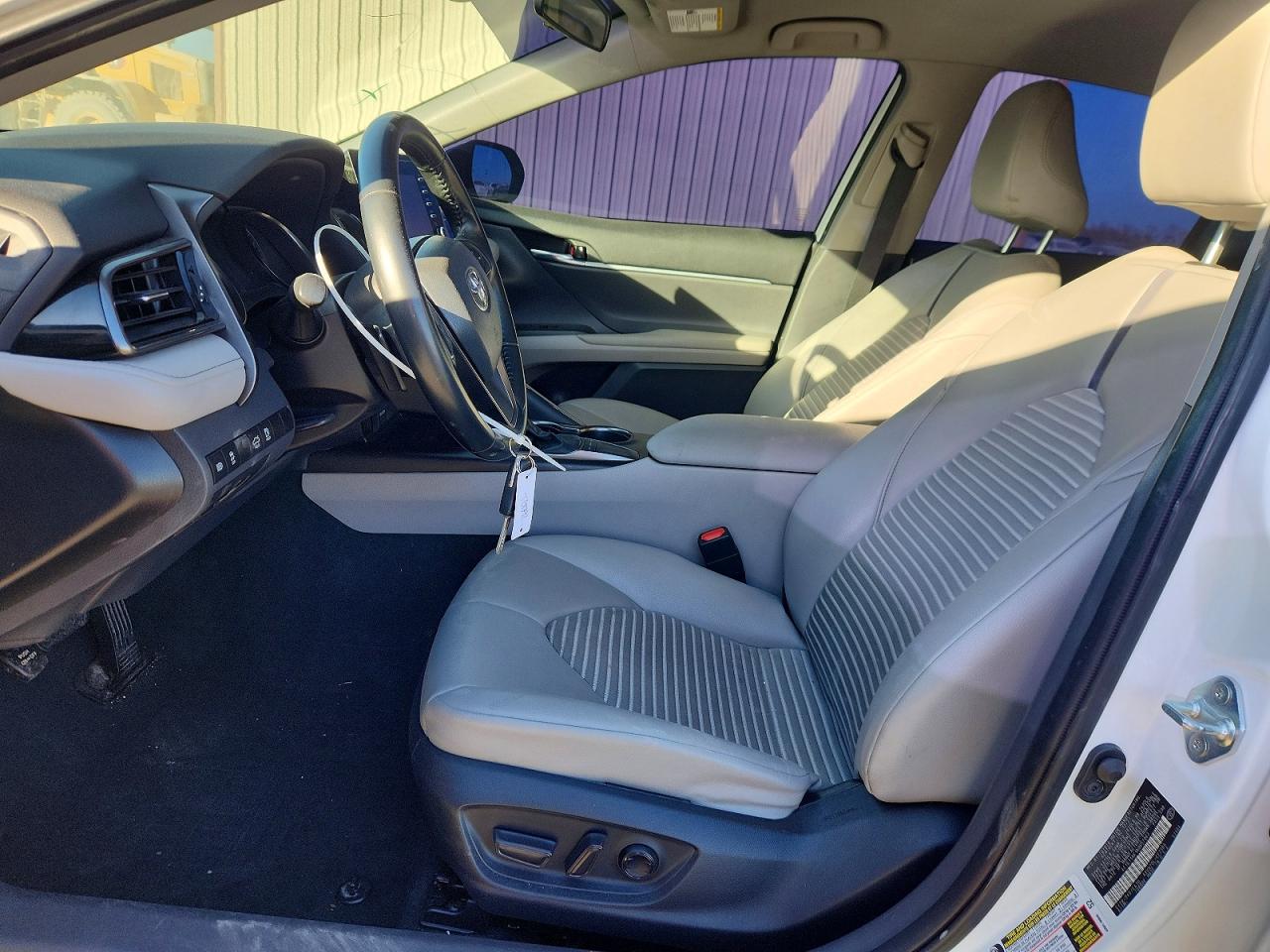2022 TOYOTA CAMRY SE photo 7
