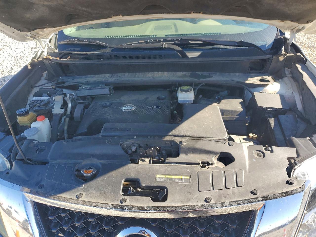 2013 NISSAN PATHFINDER S photo 12
